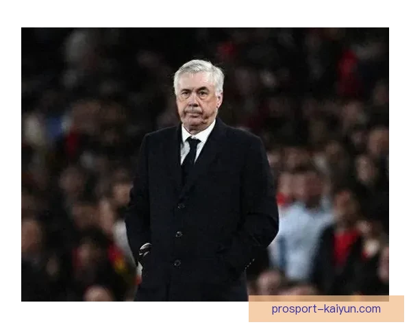 安切洛蒂在拜仁时期表现稳健，成功带领球队夺得德甲冠军。